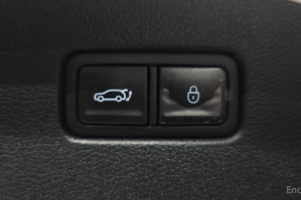 2022 Genesis G70 с пробегом 53 995 км