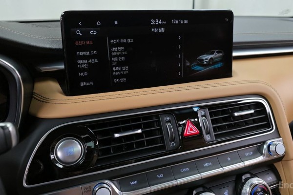 2022 Genesis G70 с пробегом 62 514 км