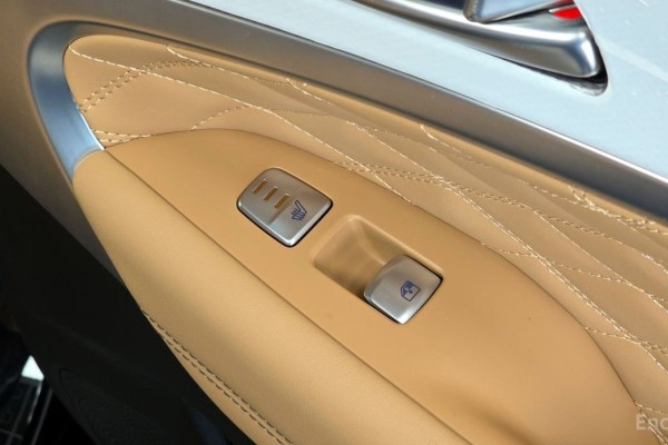 2022 Genesis G70 с пробегом 62 514 км