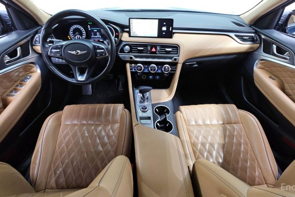 2022 Genesis G70 с пробегом 81 584 км