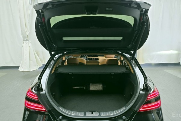 2022 Genesis G70 с пробегом 62 514 км