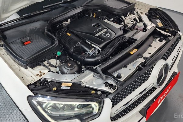 2021 Mercedes-Benz GLC с пробегом 43 988 км