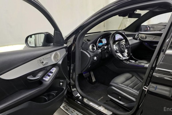 2021 Mercedes-Benz GLC с пробегом 131 667 км