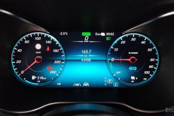 2021 Mercedes-Benz GLC с пробегом 43 988 км