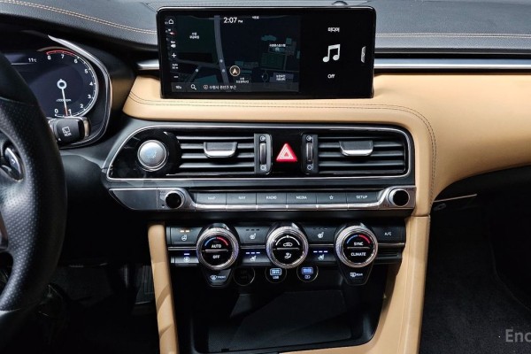 2022 Genesis G70 с пробегом 71 738 км