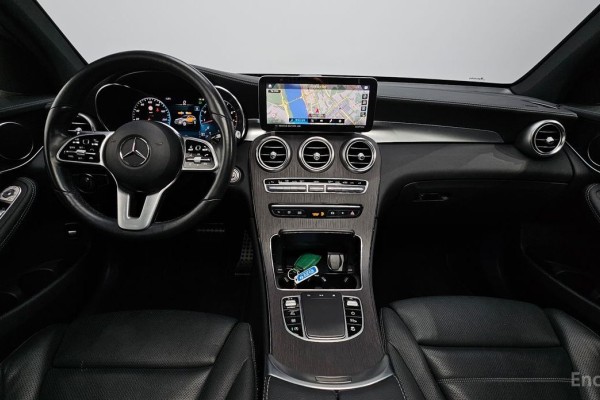 2022 Mercedes-Benz GLC с пробегом 44 610 км