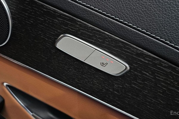 2022 Mercedes-Benz GLC с пробегом 67 214 км