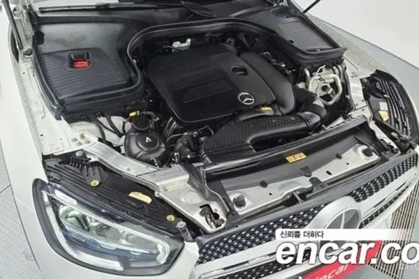 2022 Mercedes-Benz GLC с пробегом 47 041 км