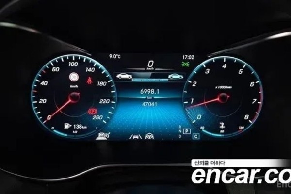 2022 Mercedes-Benz GLC с пробегом 47 041 км