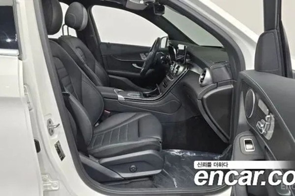 2022 Mercedes-Benz GLC с пробегом 47 041 км