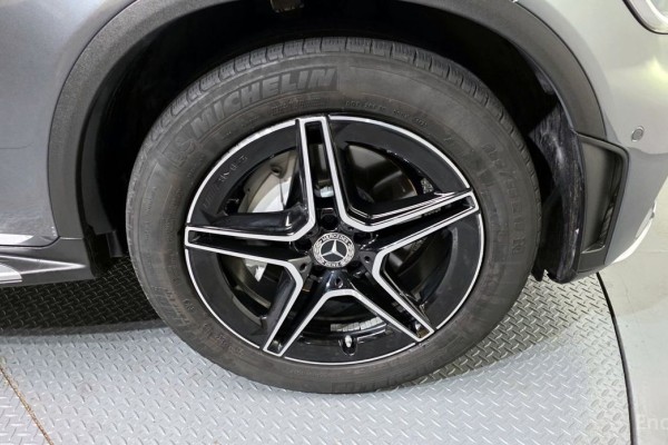 2022 Mercedes-Benz GLC с пробегом 114 520 км