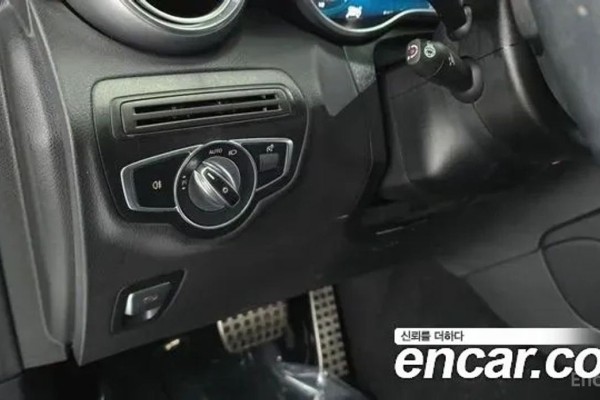 2022 Mercedes-Benz GLC с пробегом 47 041 км