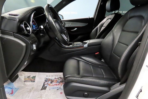 2021 Mercedes-Benz GLC с пробегом 104 903 км