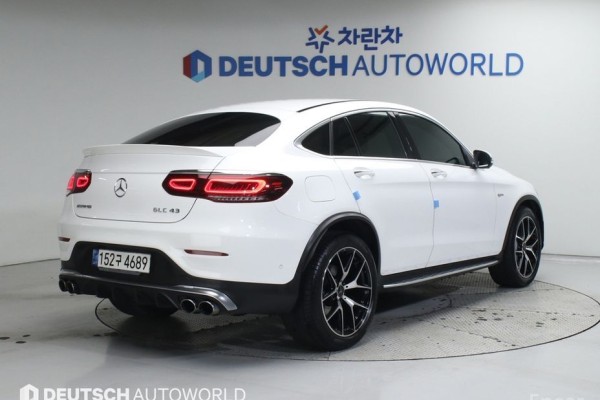 2021 Mercedes-Benz GLC с пробегом 104 476 км