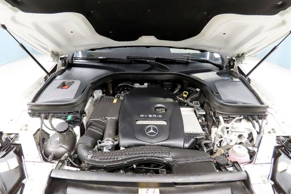 2021 Mercedes-Benz GLC с пробегом 104 903 км