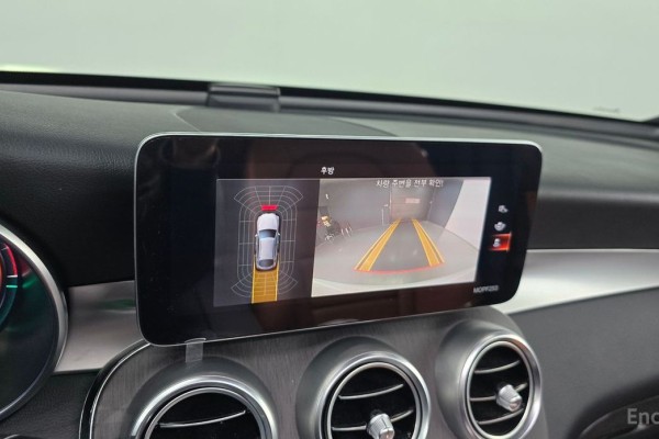 2021 Mercedes-Benz GLC с пробегом 40 620 км