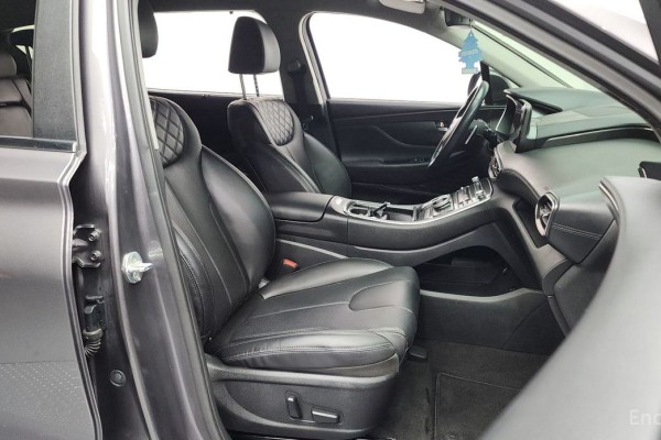 2021 Hyundai Santa Fe с пробегом 54 097 км
