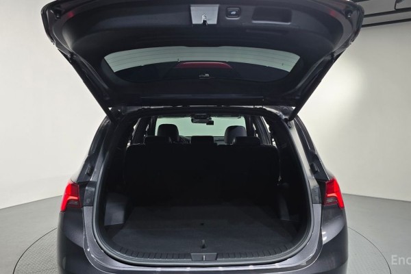 2021 Hyundai Santa Fe с пробегом 12 442 км