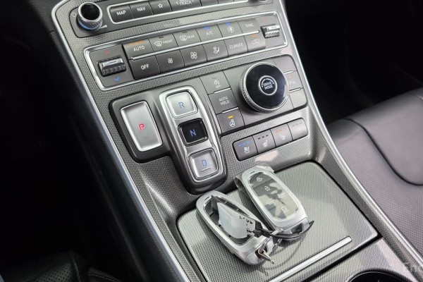 2022 Hyundai Santa Fe с пробегом 98 554 км