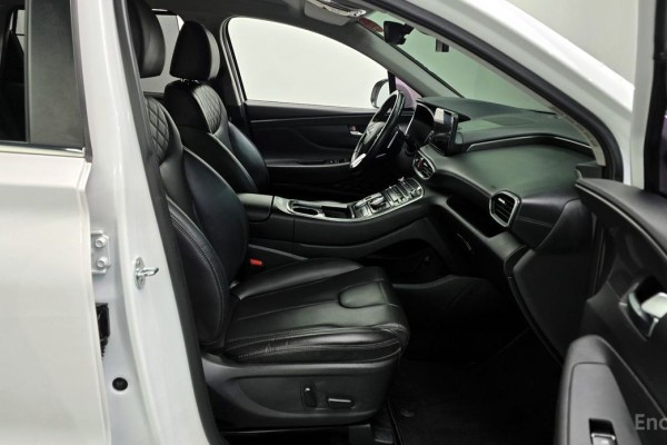 2021 Hyundai Santa Fe с пробегом 40 734 км