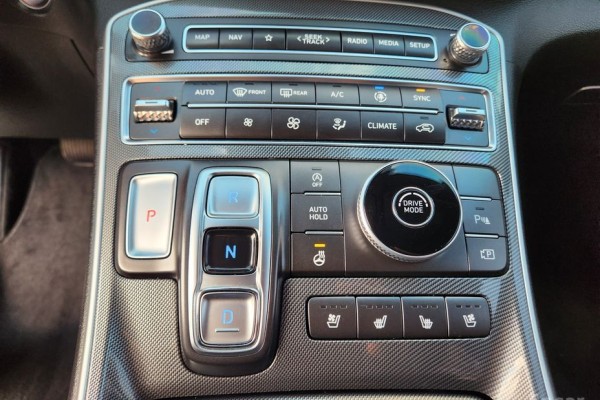 2022 Hyundai Santa Fe с пробегом 63 217 км