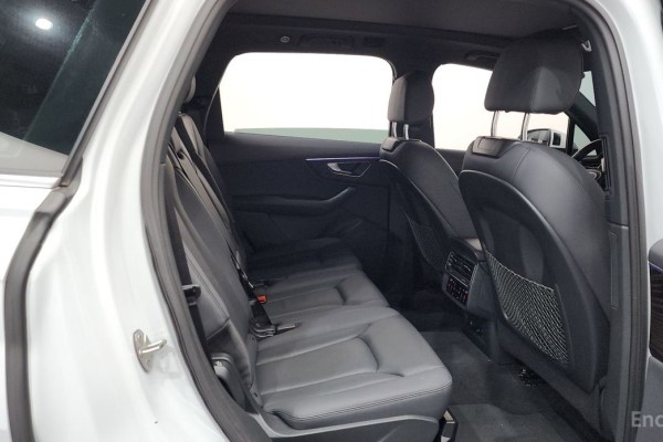 2021 Audi Q7 с пробегом 63 687 км