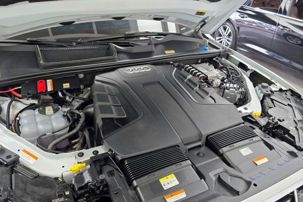 2022 Audi Q7 с пробегом 57 054 км