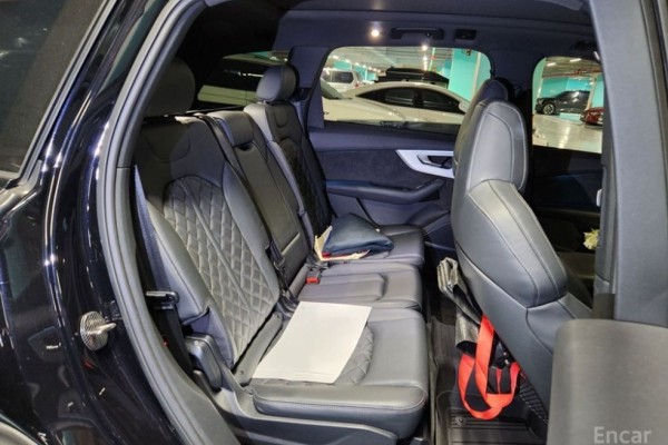 2021 Audi Q7 с пробегом 88 287 км