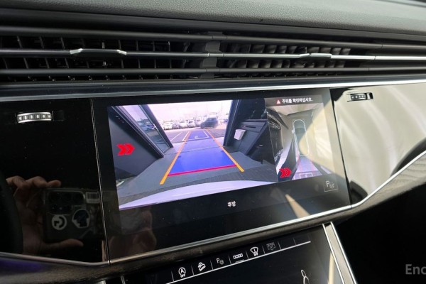 2022 Audi Q7 с пробегом 57 054 км