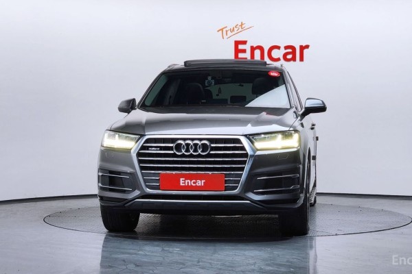 2019 Audi Q7 с пробегом 89 942 км