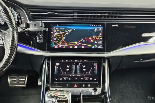 2023 Audi Q7 с пробегом 44 198 км