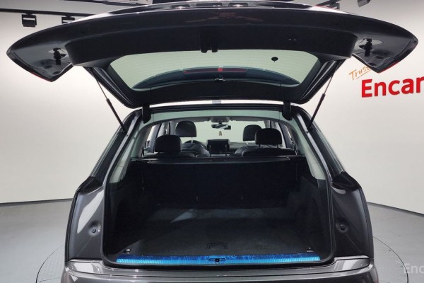 2019 Audi Q7 с пробегом 89 942 км