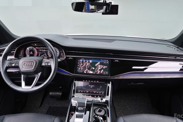 2021 Audi Q7 с пробегом 28 602 км