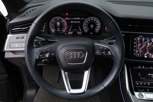 2021 Audi Q7 с пробегом 28 602 км