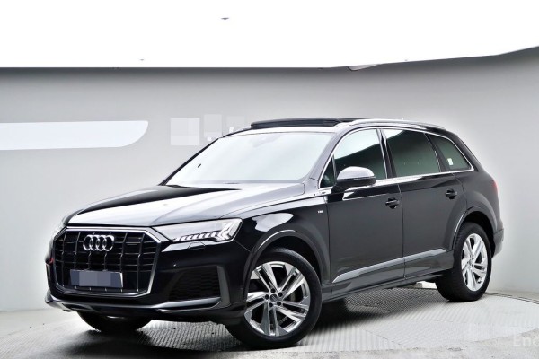 2021 Audi Q7 с пробегом 28 602 км