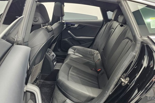 2020 Audi A5 с пробегом 28 646 км
