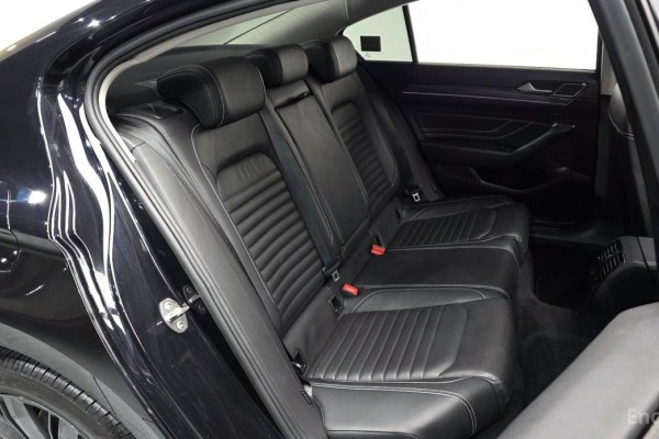 2022 Volkswagen Passat с пробегом 39 988 км