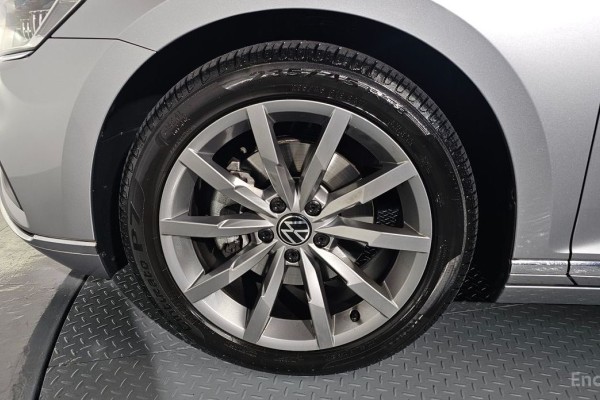 2021 Volkswagen Passat с пробегом 12 842 км