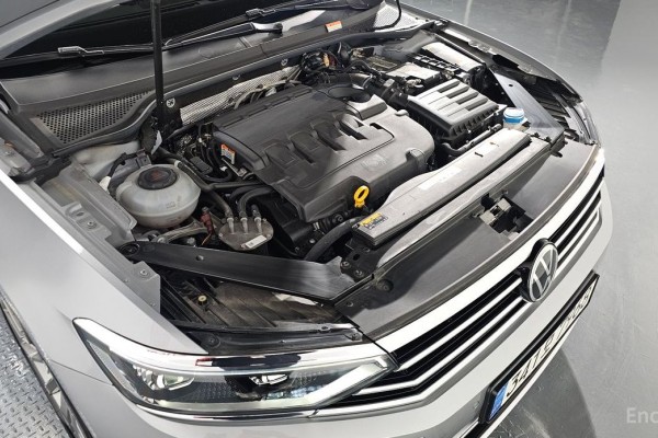 2021 Volkswagen Passat с пробегом 12 842 км