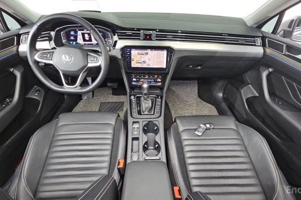 2021 Volkswagen Passat с пробегом 12 842 км