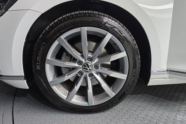 2022 Volkswagen Passat с пробегом 41 786 км