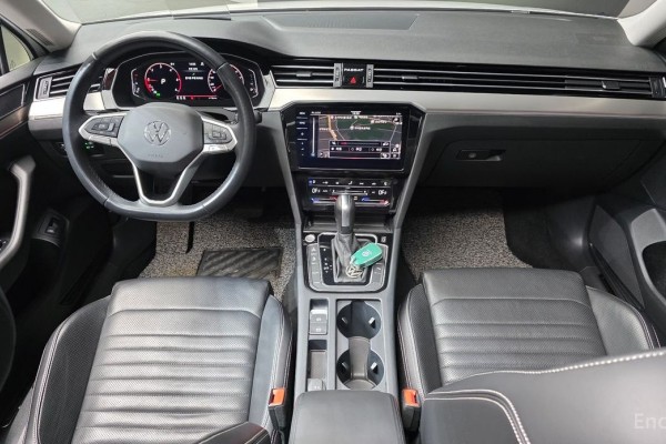 2022 Volkswagen Passat с пробегом 41 786 км
