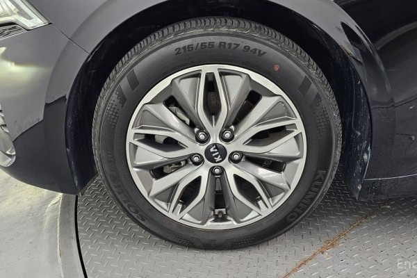 2021 Kia K5 с пробегом 48 889 км