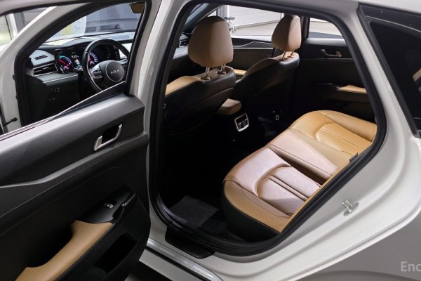 2022 Kia K5 с пробегом 100 885 км