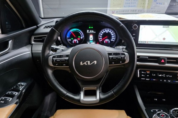 2022 Kia K5 с пробегом 100 885 км