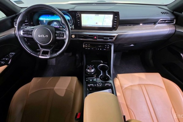 2021 Kia K5 с пробегом 64 142 км