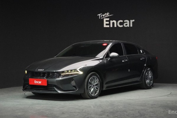 2022 Kia K5 с пробегом 112 440 км