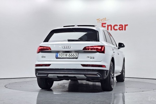 2021 Audi Q5 с пробегом 38 353 км