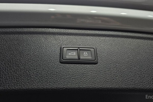 2021 Audi Q5 с пробегом 38 353 км