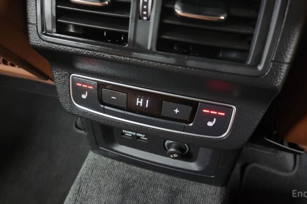 2021 Audi Q5 с пробегом 46 683 км